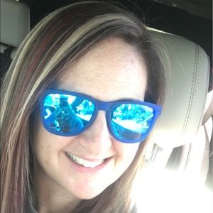 Meet your Posher, Stefanie